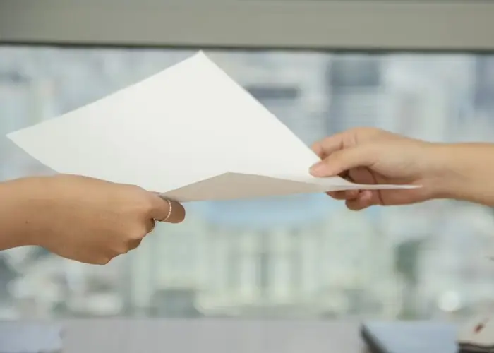 How Dubai Real Estate Lawyers Handle Property Disputes Effectively