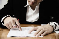 Contract Drafting & Review Contract Drafting & Review
