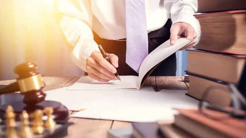 Litigation Lawyers in Dubai