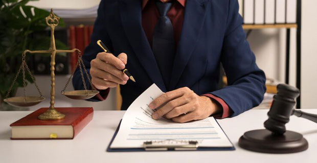 Breach Of Trust Defense Attorney Breach Of Trust Defense Attorney