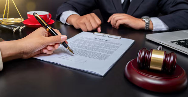 Forgery Defense Attorney
